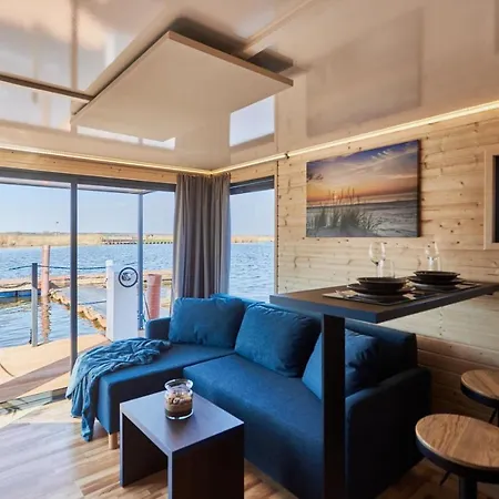 Daire Hausboot Mit Sauna Swinoujscie, Houseboat Marina Karsibor